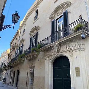 Palazzo Rollo Lecce